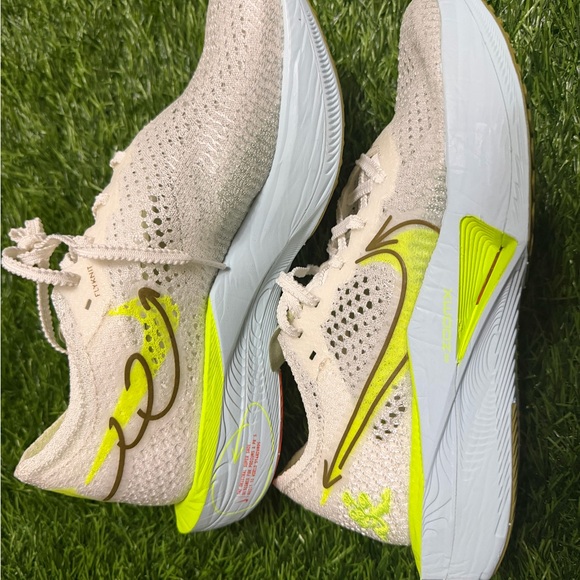 Nike ZoomX Vaporfly Next% 3 'Sail Glacier Blue Volt' Women's HQ3464-143 - Picture 1 of 6